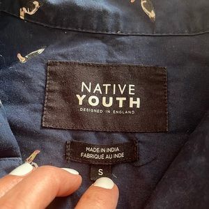 Native Youth Men’s button-up short-sleeved